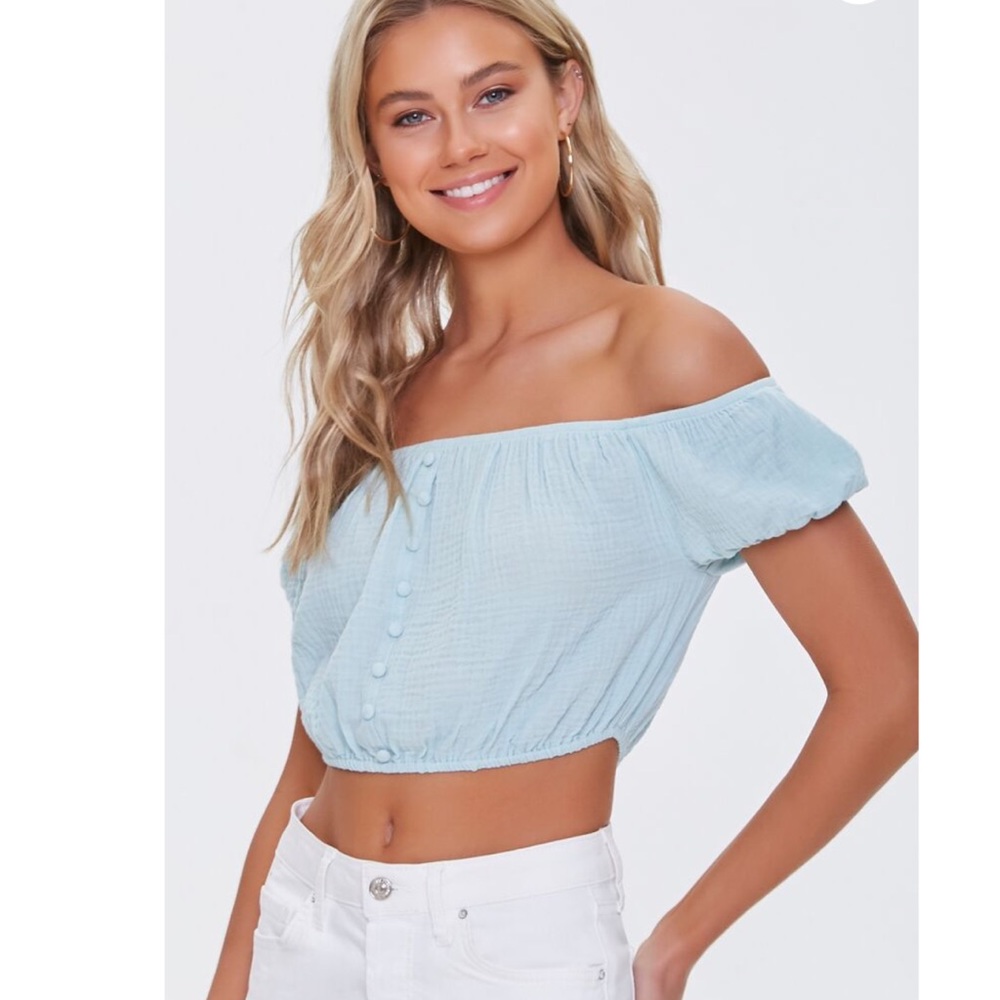 NWT Off-the-Shoulder Crop Top